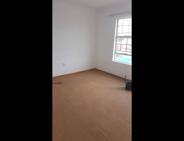 2 BEDROOM PROPERTY TO RENT IN SONNEVELD